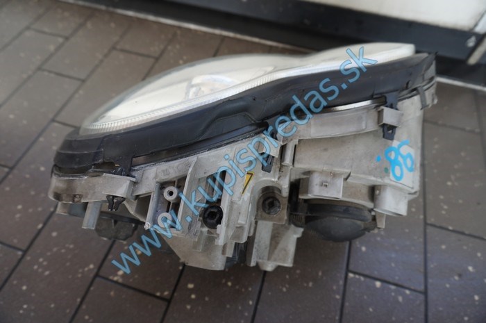 Predné ľavé Xenon svetlo MERCEDES C W203